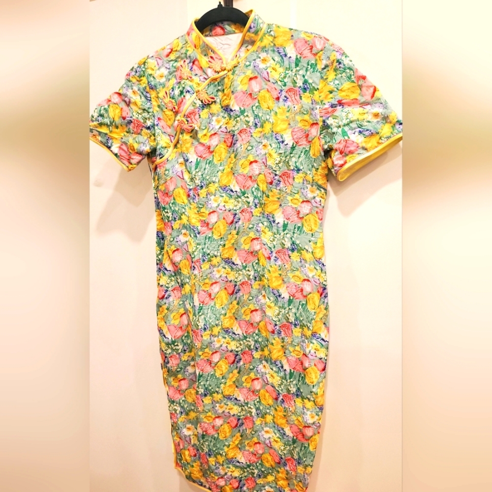 Silk- Vintage Floral Print Cheongsam Dress Kimono Style, Gorgeous Colors